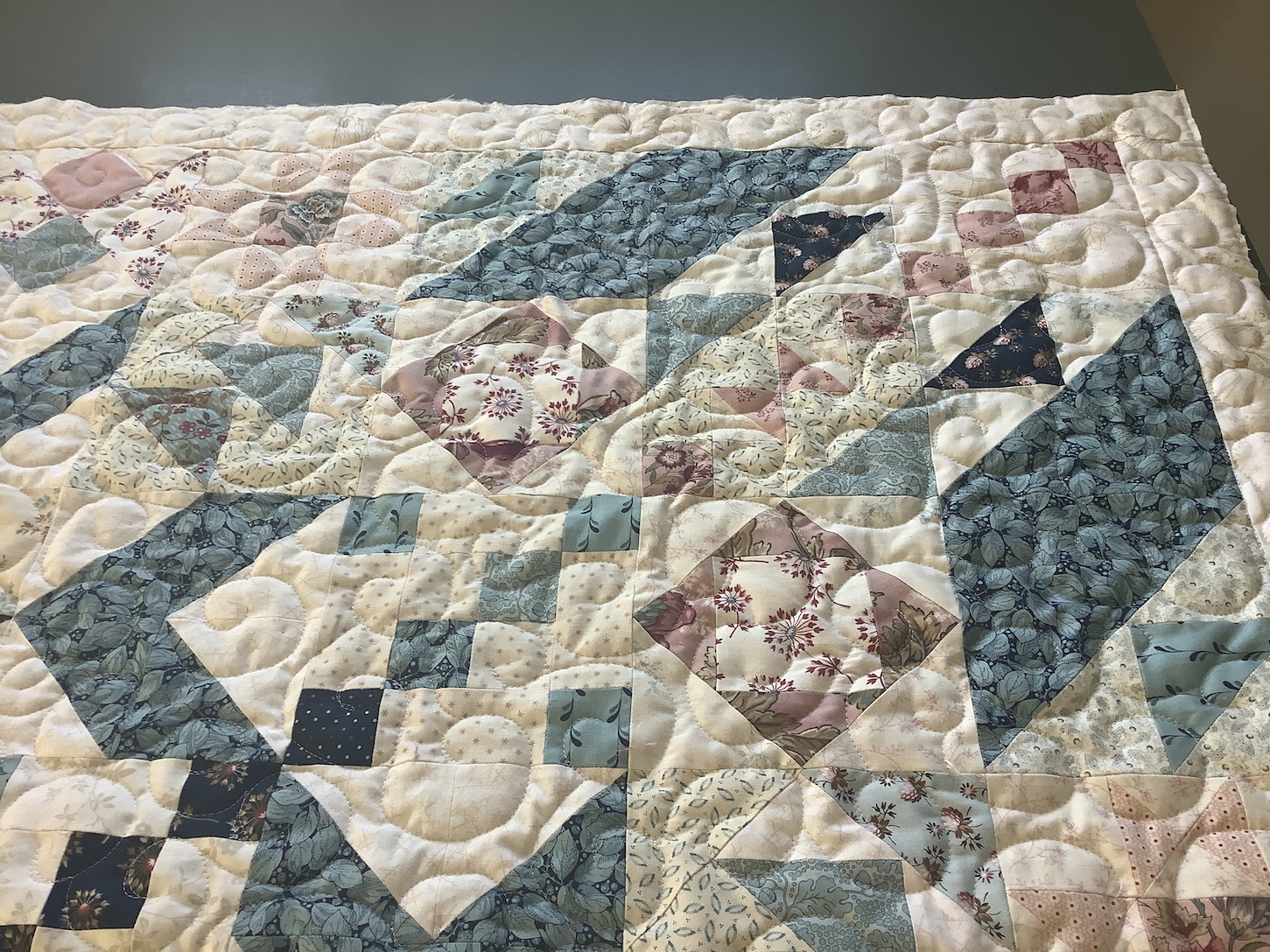 Quilting on mystery Q